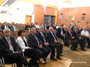 21 300x224 Podpisanie umowy na realizację zadania związanego z usuwaniem azbestu w ramach Szwajcarsko Polskiego Programu Współpracy