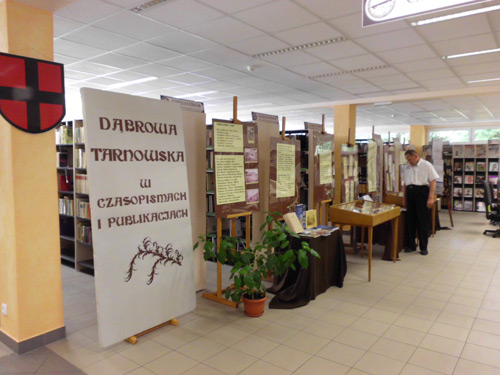 Biblioteka wystawa czasopisma 07 2012www Trwają DNI DĄBROWY 2012 – przed nami finał – V Spotkanie Kultur – świętujmy wspólnie