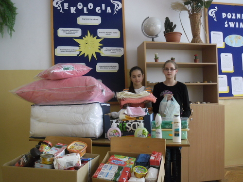 SAM 41001 Trzeba chcieć   uczniowie z Nieczajny Górnej pomogają niepełnosprawnej