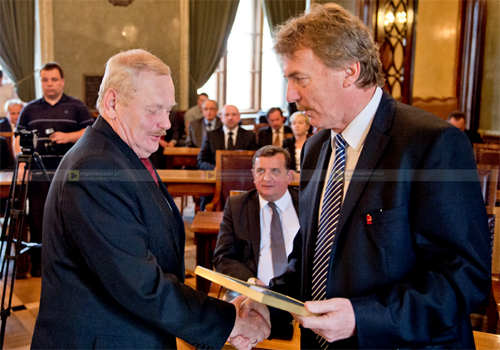 St PoczatekZ Boniek Polski Związek Piłki Nożnej docenił samorządy