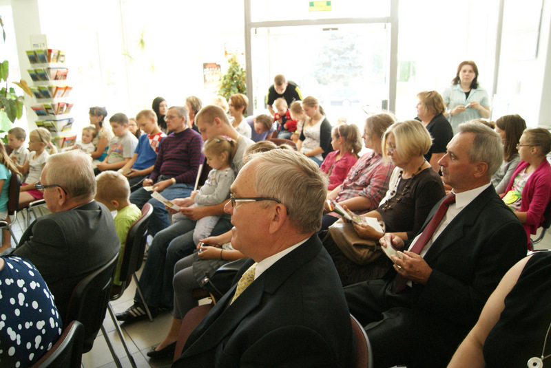 61 Narodowe czytanie dzieł Fredry w MBP w Dąbrowie Tarnowskiej