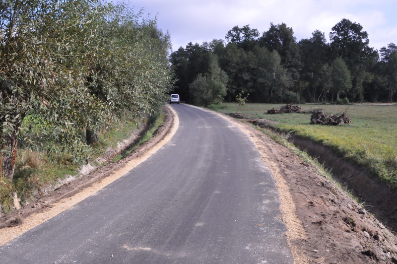 DSC 0217 Odbudowa dróg zniszczonych podczas powodzi w latach 2010 i 2011 