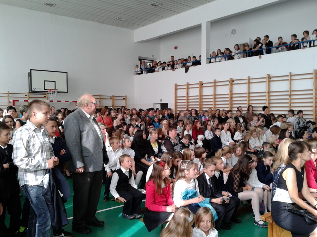 Szkola1 Nowy rok szkolny 2013/14 w Gminie Dąbrowa Tarnowska