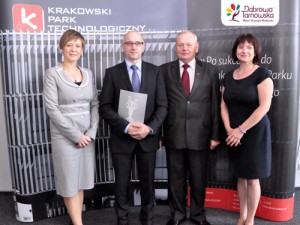 Andrzej Pikul 1st Inwestor SSE Dabrowa Tarnowska 2014 300x225 Aktualności Specjalnej Strefy Ekonomicznej w Dąbrowie Tarnowskiej