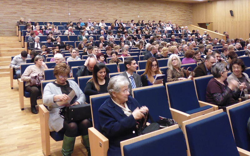 1 P1030641 Seniorzy z wizytą u Pendereckiego