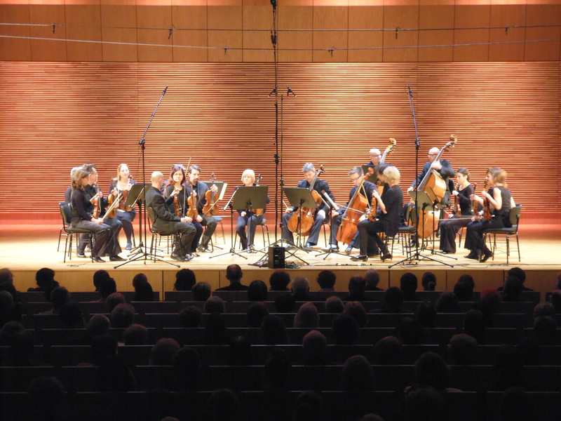 1 P1030671 Seniorzy z wizytą u Pendereckiego