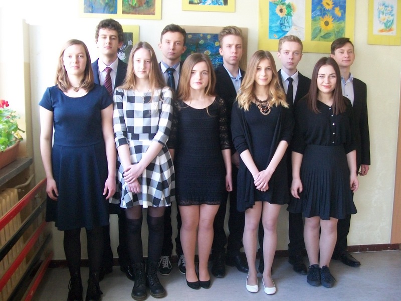 100 6080 Laureatka I Finaliści Z Dąbrowskiego Gimnazjum Nr 2