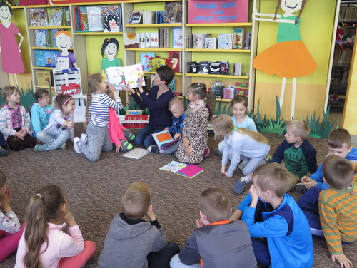 IMG 8040 Rozgrywki z książką na kolanach