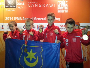 Muaythaui Zajęcia boksu tajskiego „muay thai” w dąbrowskiej Hali Sportowej