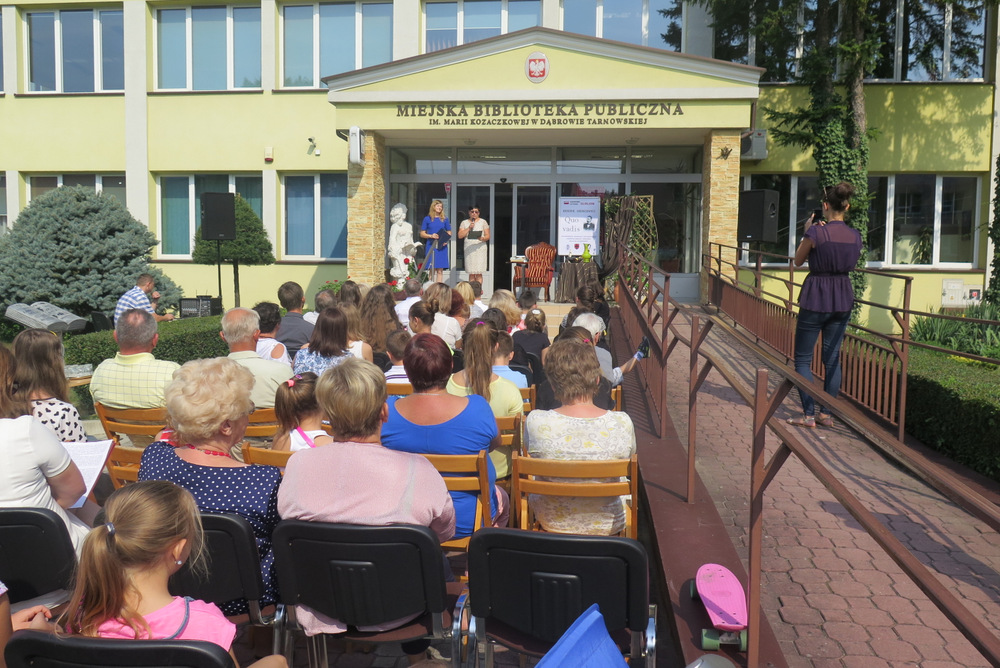 Narodowe Czytanie 2016 Quo Vadis w MBP DT 2 001 Narodowe Czytanie Quo vadis w Dąbrowie Tarnowskiej