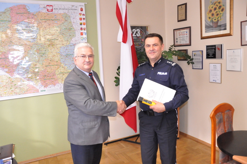 2 DSC 0942 Kolejne wsparcie Policji przez samorząd Gminy Dąbrowa Tarnowska