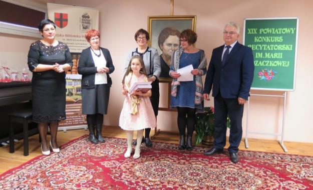 IMG 7681a Laureaci Powiatowego Konkursu Recytatorskiego im. Marii Kozaczkowej nagrodzeni