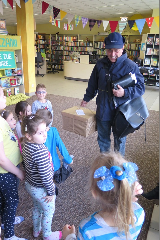 IMG 7722 Miejska Biblioteka Publiczna w Dąbrowie Tarnowskiej poezją powitała wiosnę