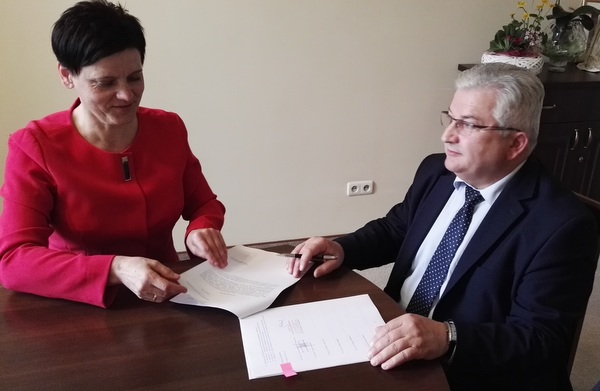 IMG 20170404 083336 Umowa partnerska w projekcie „Wsparcie opiekunów nieformalnych osób niesamodzielnych w subregionie tarnowskim