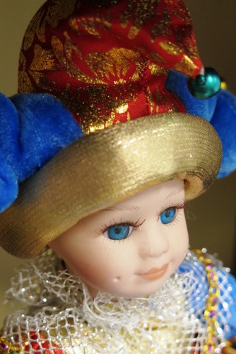 IMG 0466 Wystawa porcelanowych lalek w Miejskiej Bibliotece Publicznej w Dąbrowie Tarnowskiej