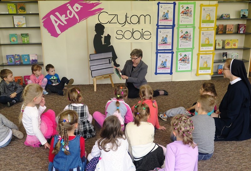 IMG 9425 Akcja Czytam sobie w Oddziale dla Dzieci dąbrowskiej MBP