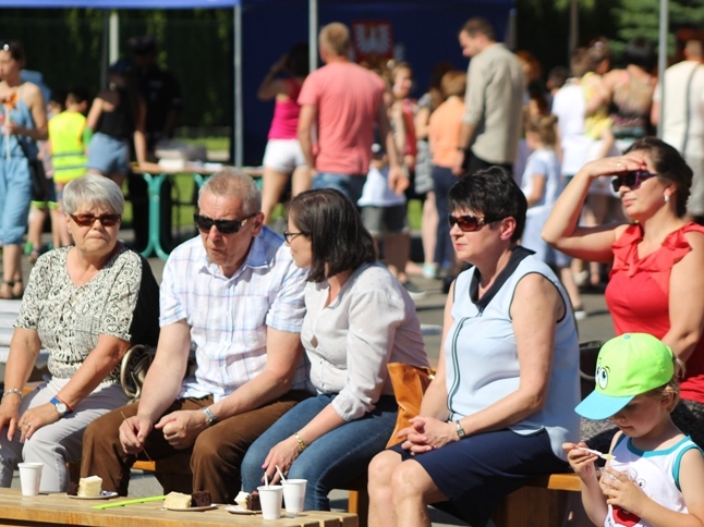 75 III Piknik Rodzinny w Publicznej Szkole Podstawowej Nr 1w Dąbrowie Tarnowskiej