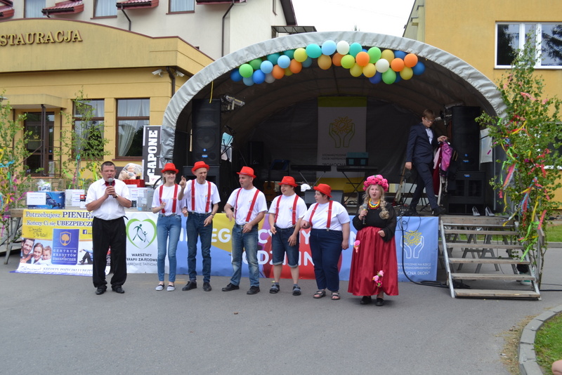 z25 Udany festyn integracyjny Stowarzyszenia „Pomocna Dłoń”