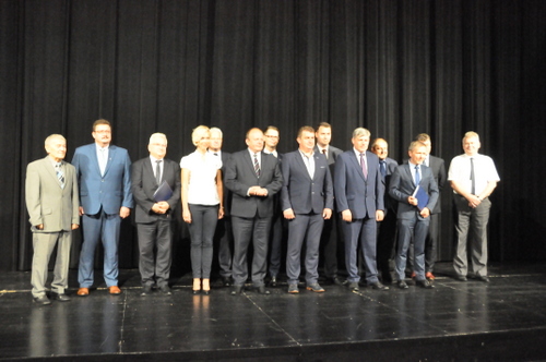 5 DSC 0592 Umowa z Marszałkiem na głęboką termomodernizację obiektów w Gminie Dąbrowa Tarnowska podpisana