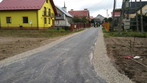 20171006 113718 300x169 Przebudowa drogi osiedlowej w Nieczajnie Górnej