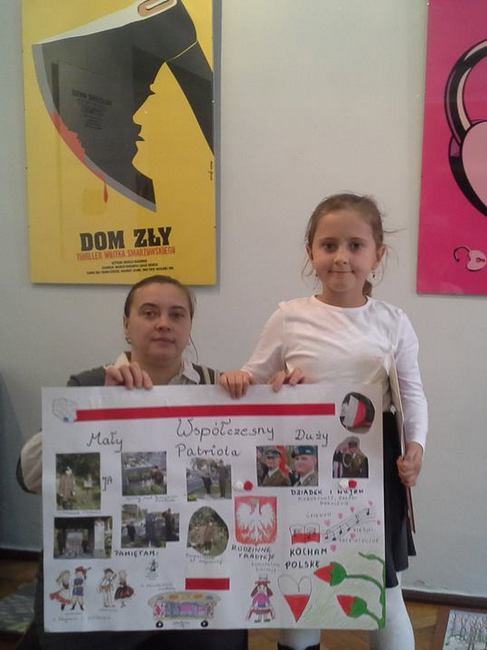 zosia2 Nagroda w patriotycznym konkursie dla dzieci dla małej dąbrowianki