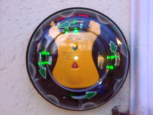 AED 2 Urząd Miejski w Dąbrowie Tarnowskiej już z przenośnym defibrylatorem