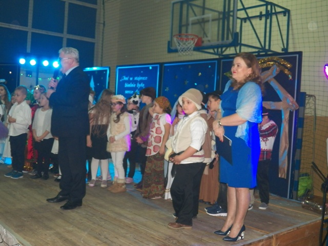 101 8068 Środowiskowa Wieczernica Seniora w Publicznej Szkole Podstawowej Nr 2