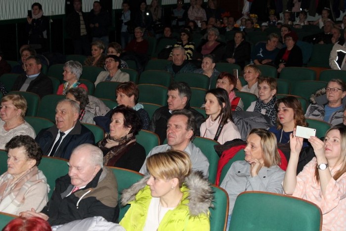 IMG 0013 Uroczyste świętowanie Dnia Babci i Dziadka przez Publiczne Przedszkole Nr 2
