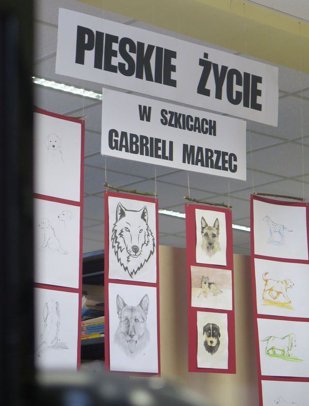 IMG 5990 Szkice Gabrieli Marzec w Miejskiej Bibliotece Publicznej w Dąbrowie Tarnowskiej