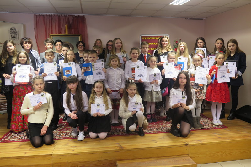 IMG 8712 Finał XX Powiatowego Konkursu Recytatorskiego im. Marii Kozaczkowej już za nami!