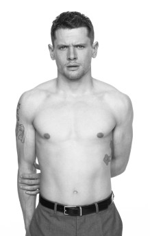 Prosto z londyńskiej sceny „Kotka na gorącym blaszanym dachu na ekranie kina „Sokół” coahtr j Prosto z londyńskiej sceny „Kotka na gorącym blaszanym dachu na ekranie kina „Sokół”