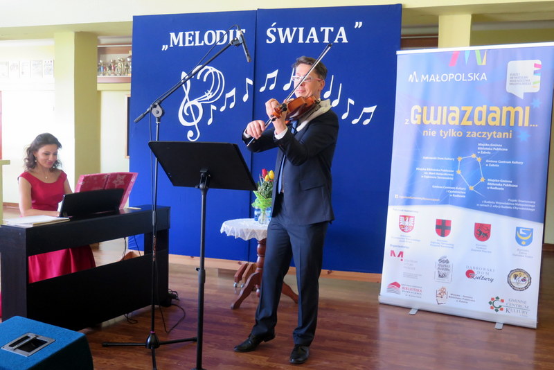 IMG 9249 „Melodie świata” dotarły do Smęgorzowa dzięki projektowi „Z gwiazdami… nie tylko zaczytani”