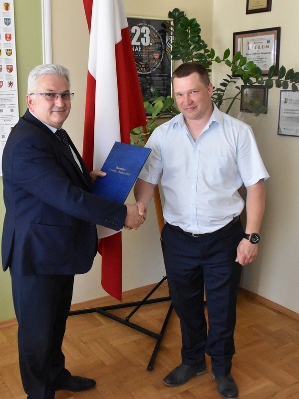 DSC 0819 Podpisanie umowy na budowę drogi od ul. Sucharskiego w Dąbrowie Tarnowskiej