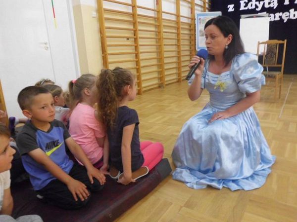 IMG 2132 Spotkanie z Edytą i Robertem Zarębskimi w filach MBP w Szarwarku i w Nieczajnie Górnej