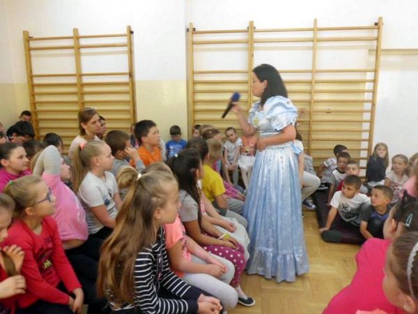 IMG 2137 Spotkanie z Edytą i Robertem Zarębskimi w filach MBP w Szarwarku i w Nieczajnie Górnej