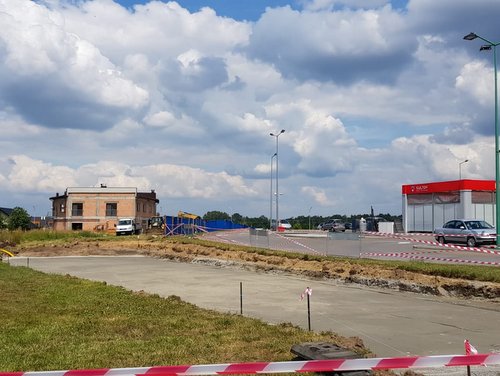 IMG 20180615 WA0005 Budowa drogi bocznej od ulicy Sucharskiego w Dąbrowie Tarnowskiej