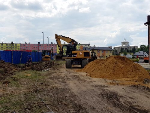 IMG 20180615 WA0011 Budowa drogi bocznej od ulicy Sucharskiego w Dąbrowie Tarnowskiej