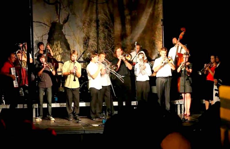 sejny2 Kolejna kulturalna niedziela z Ośrodkiem Spotkania Kultur – koncert orkiestry klezmerskiej z Teatru Sejeńskiego