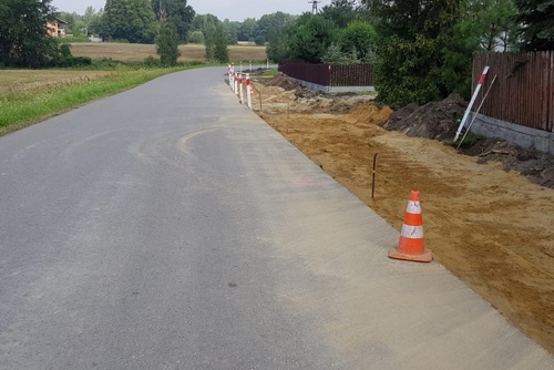 Chodnik Nieczajna 2 Budowa chodnika w Nieczajnie Dolnej II etap