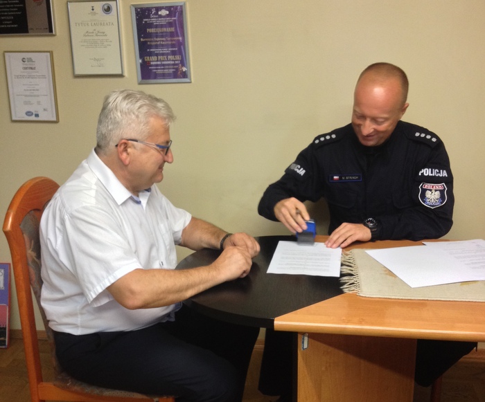 IMG 4495 Przekazanie darowizny dla Komendy Powiatowej Policji na zakup klimatyzatorów