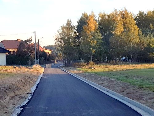 IMG 20181016 WA0001 Odbudowa drogi gminnej – droga na Beleryt k. Piaseckiego w Dąbrowie Tarnowskiej