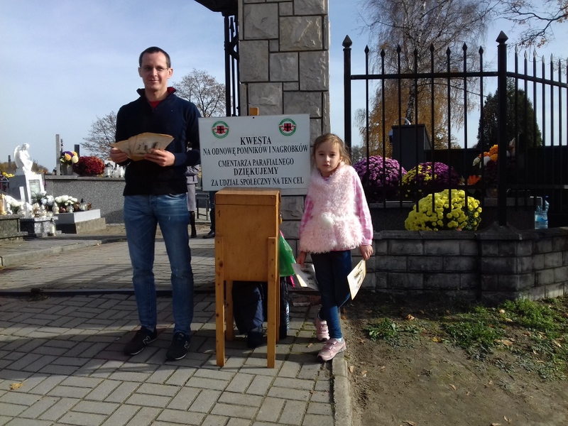 20181101 121510 Jubileuszowa kwesta Związku Dąbrowiaków na odnowę zabytkowych pomników na naszej nekropolii