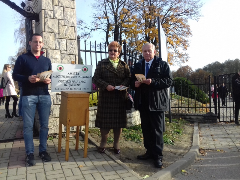 20181101 135920 Jubileuszowa kwesta Związku Dąbrowiaków na odnowę zabytkowych pomników na naszej nekropolii