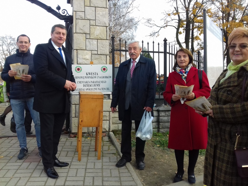 20181101 150141 Jubileuszowa kwesta Związku Dąbrowiaków na odnowę zabytkowych pomników na naszej nekropolii