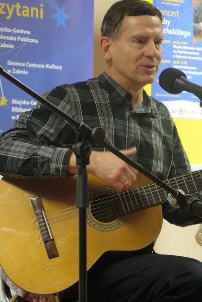 IMG 8650 Koncert niepodległościowy Kuby Michalskiego na zakończenie projektu Z gwiazdami zaczytani