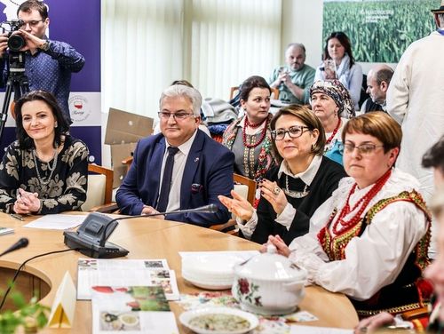 190313MIS0251 „Rzodkie ziemnioki” ze Smęgorzowa na liście produktów tradycyjnych