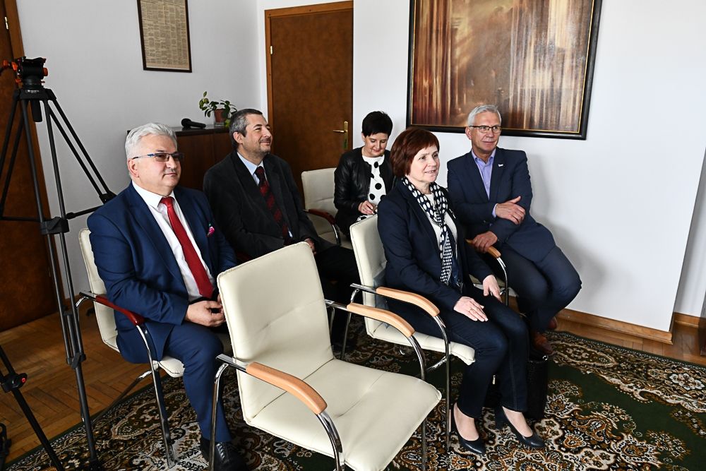 GLY 3068 Dofinansowanie działań  dla projektu Spotkania z kulturą bliską i daleką