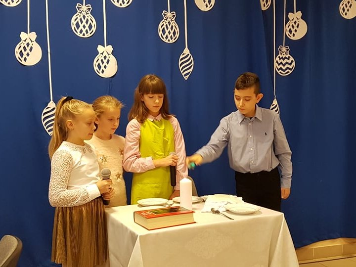Spotkanie opłatkowe w Laskówce Chorąskiej 81375677 460140737992602 9101114757687017472 n Spotkanie opłatkowe w Laskówce Chorąskiej