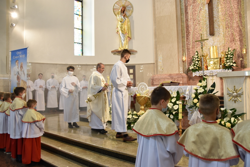 DSC 0050 Uroczystość Bożego Ciała – Najświętszego Ciała i Krwi Chrystusa