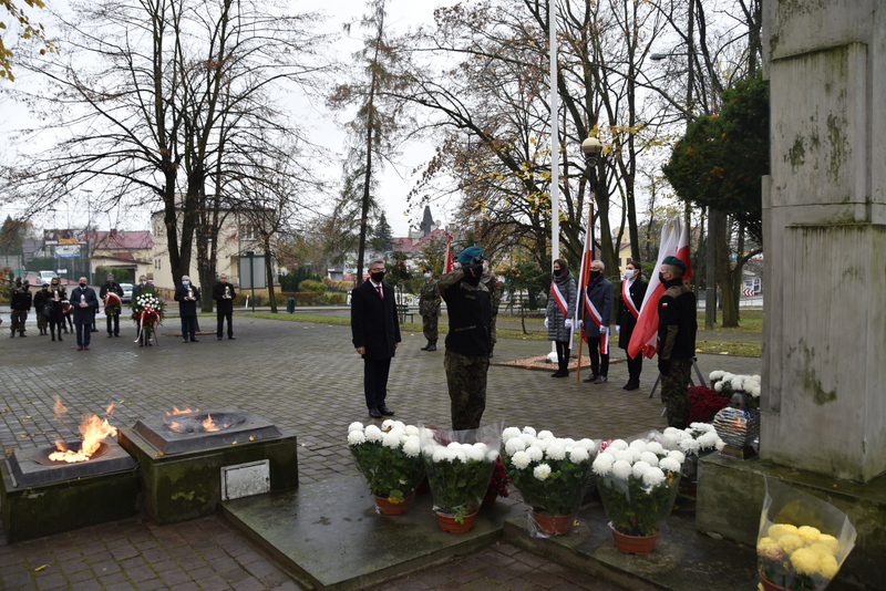 DSC 0258 Dąbrowskie obchody 102. rocznicy odzyskania niepodległości przez Polskę